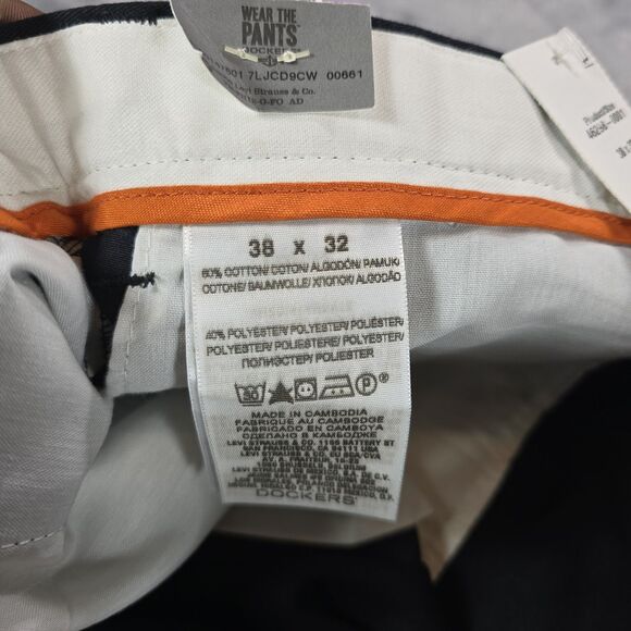 Dockers D3 Easy Khaki Pants Mens 38x32 Black Pleated Classic Fit Wrinkle Free - Picture 5 of 10